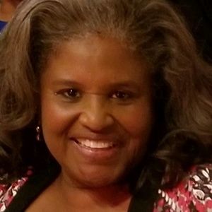 Meet your Posher, Ina